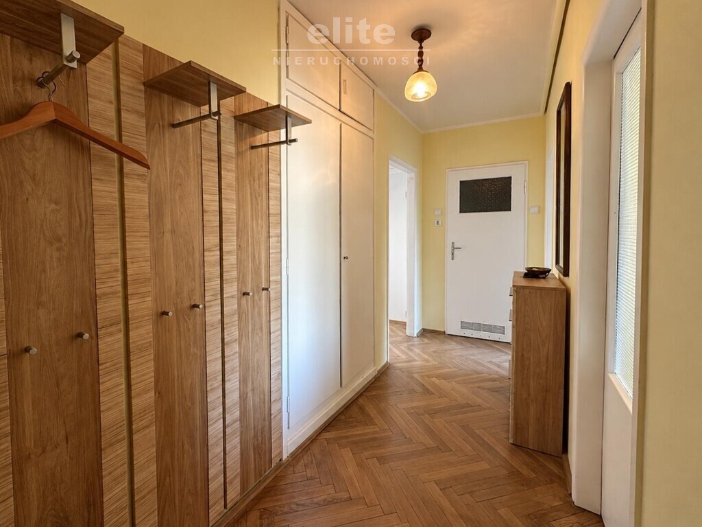 Na sprzedaż przytulne 2 pok mieszkanie z balkonem (4)