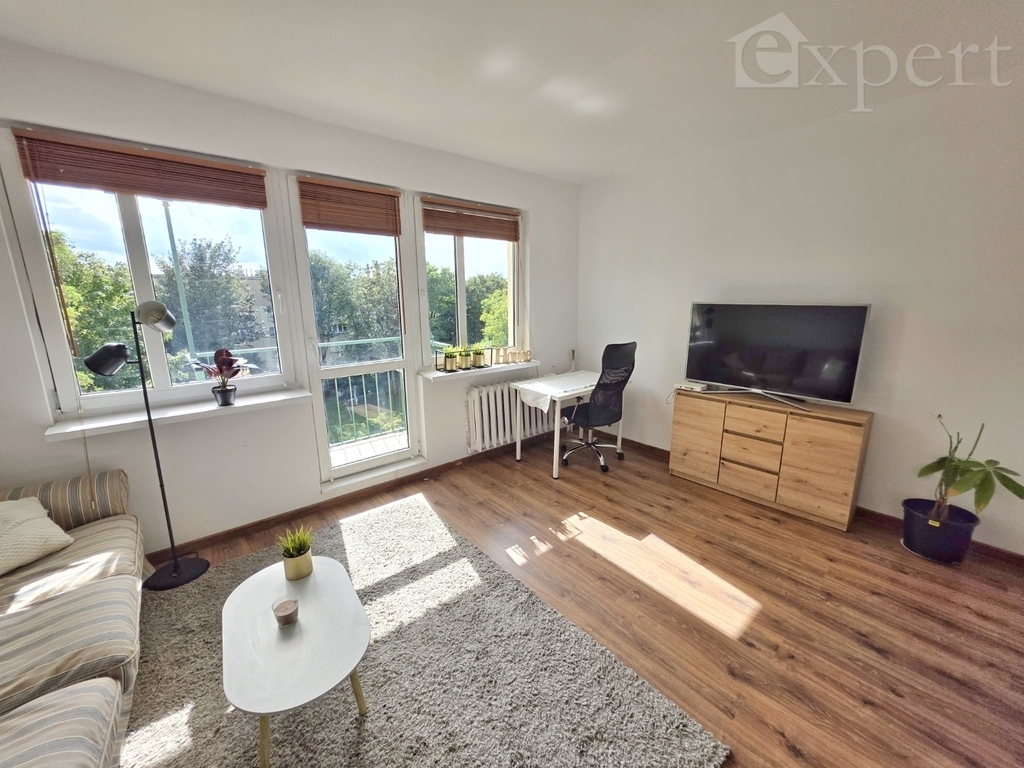 2 pokoje, 42 m2, 4 piętro- na wynajem od zaraz (1)
