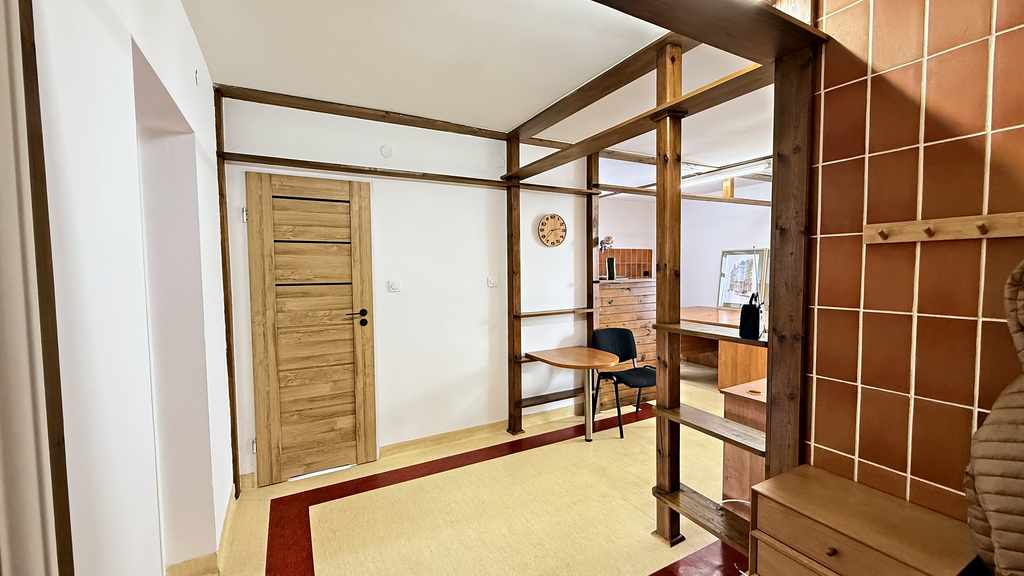 Lokal biurowy 48 m2, Śląska, parking, od zaraz (4)