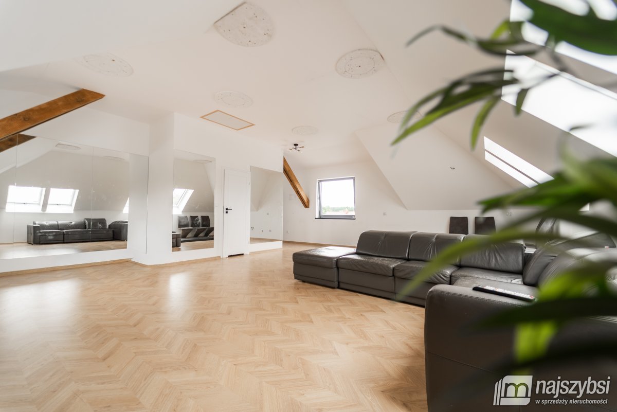 Goleniów- 60 m2 otwartej przestrzeni na wynajem (6)