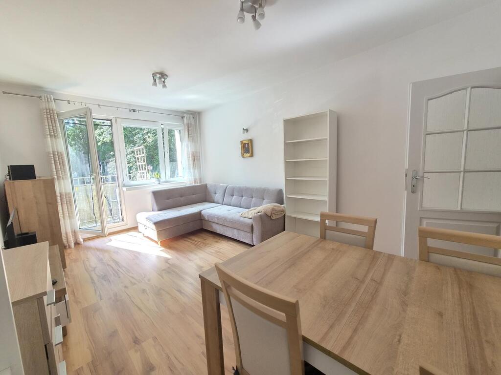 Mieszkanie  na wynajem- 3 pokoje, balkon. (2)