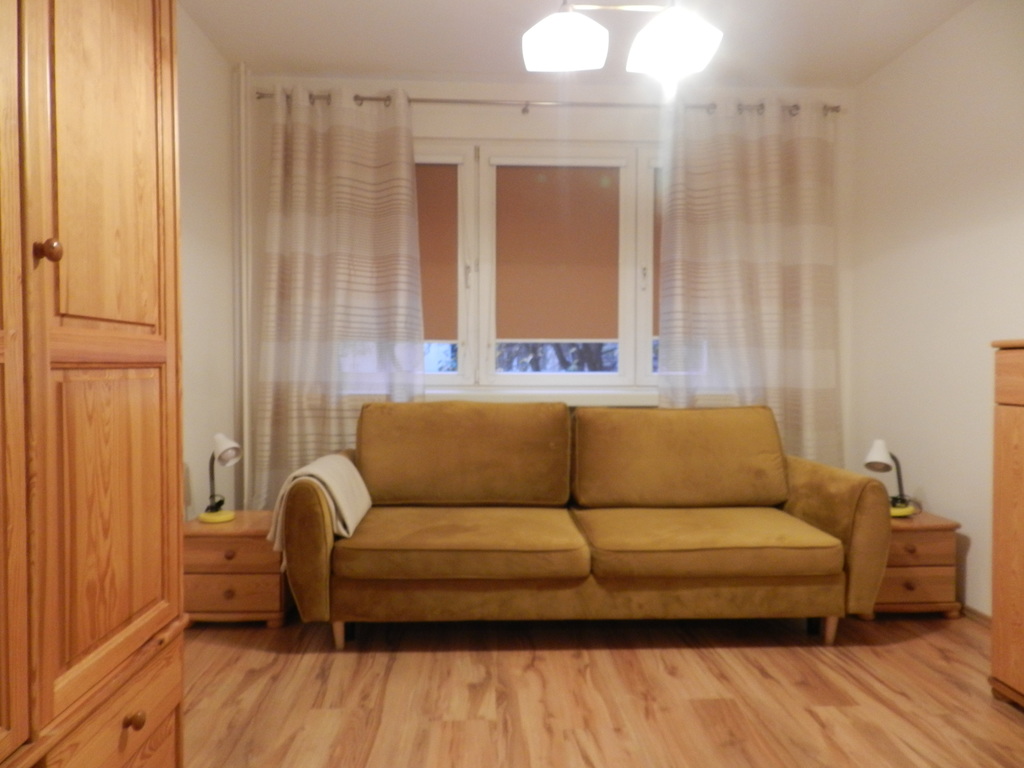 Mieszkanie  na wynajem- 3 pokoje, balkon. (3)