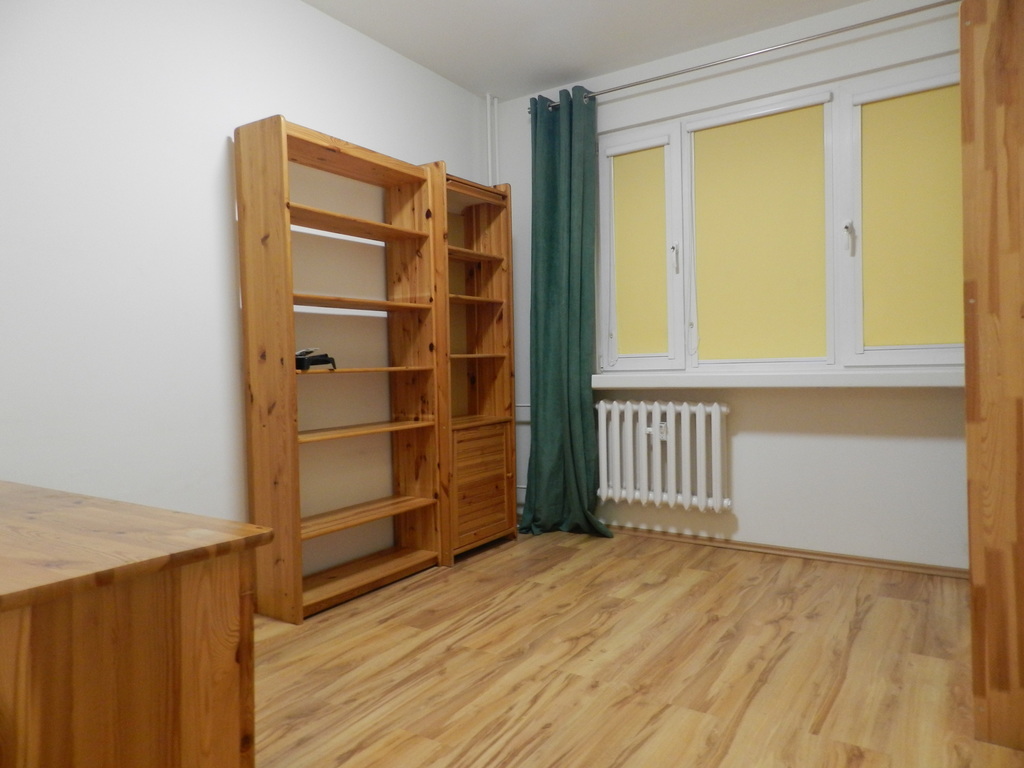 Mieszkanie  na wynajem- 3 pokoje, balkon. (4)