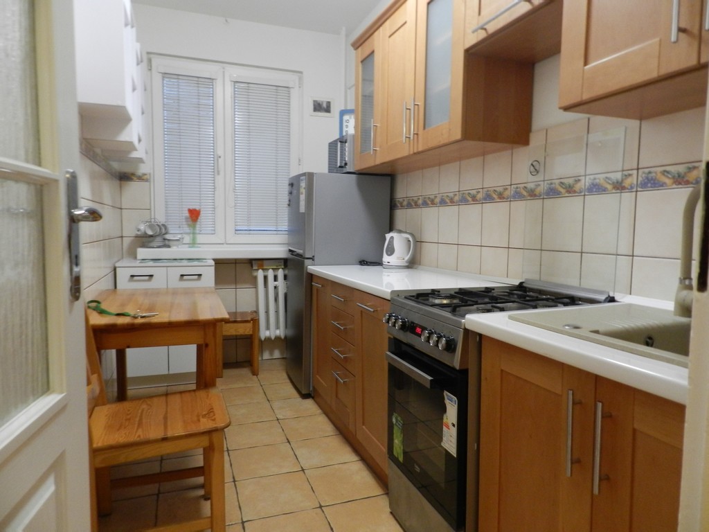 Mieszkanie  na wynajem- 3 pokoje, balkon. (7)