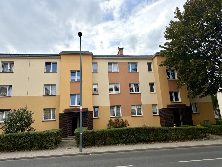 Super Cena 3 Pokoje 2 Piętro Balkon Piwnica Niski Czynsz (1)