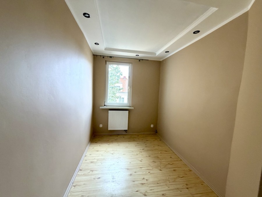 Super Cena 3 Pokoje 2 Piętro Balkon Piwnica Niski Czynsz (8)