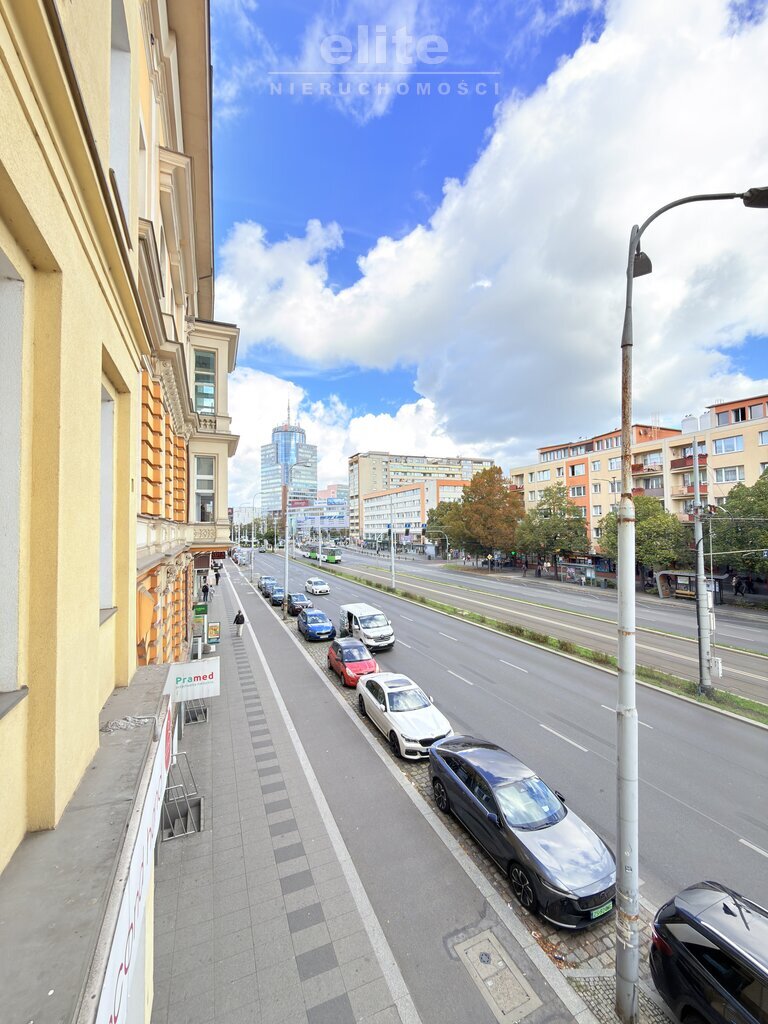 Centrum między Kaskadą a Galxy - pod Biura ! (2)