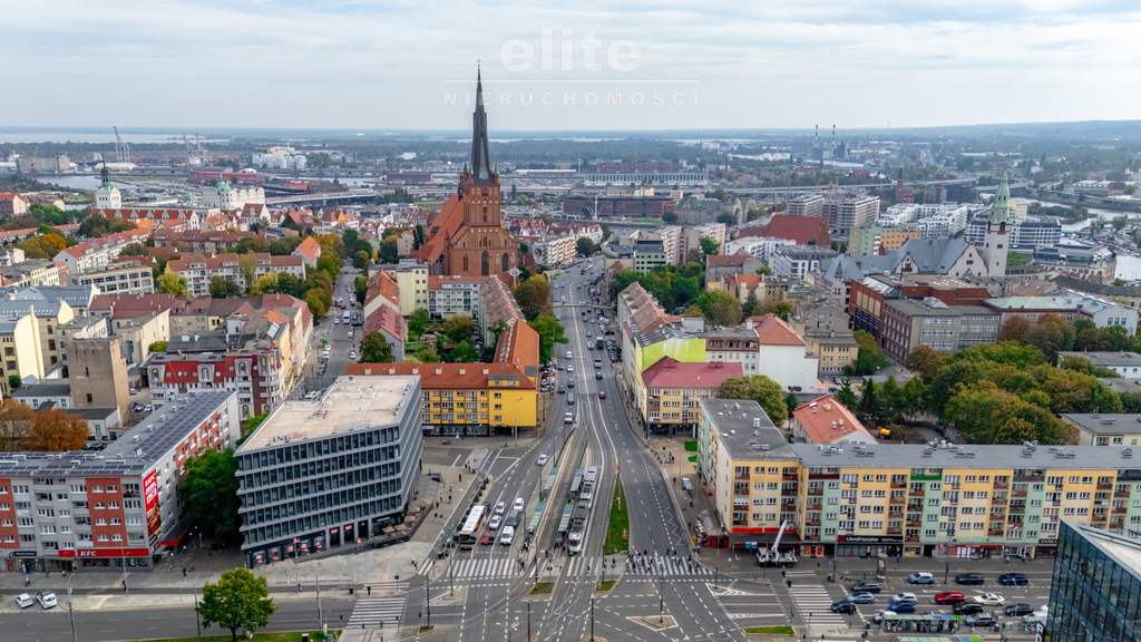 Lokal na sprzedaż w ścisłym centrum Szczecina (4)