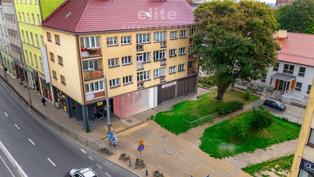 Lokal na sprzedaż w ścisłym centrum Szczecina (2)