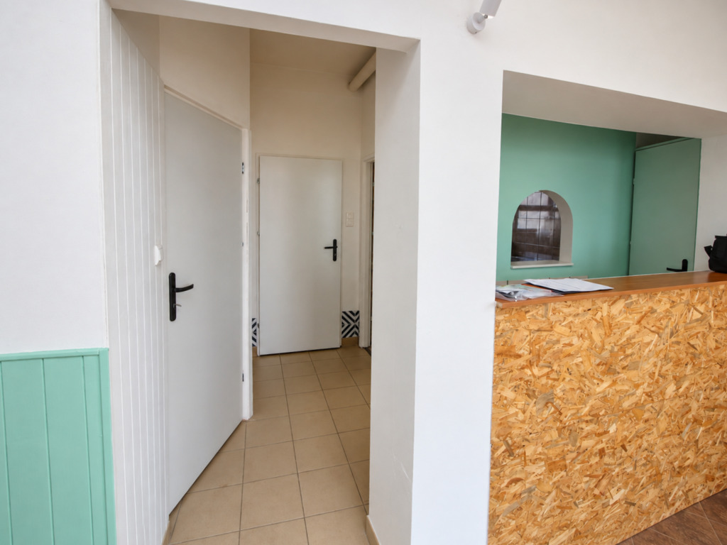 Lokal z potencjałem na mieszkanie - 86 m2 | Al. Gryfa | STARGARD (9)