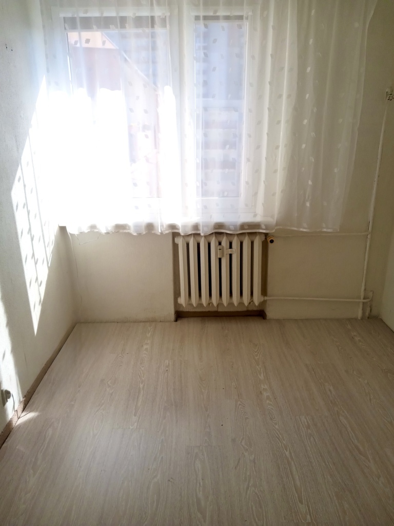 Spółdzielcze Własnościowe/2 pok. 42m2/ Ul. Szafera (10)