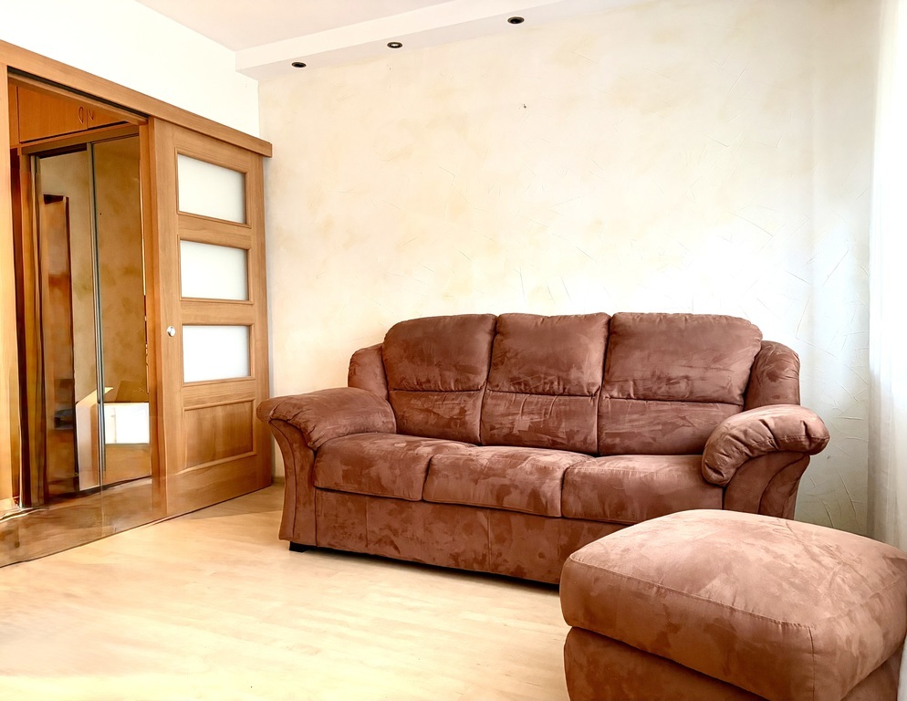 Spółdzielcze Własnościowe/2 pok. 42m2/ Ul. Szafera (3)