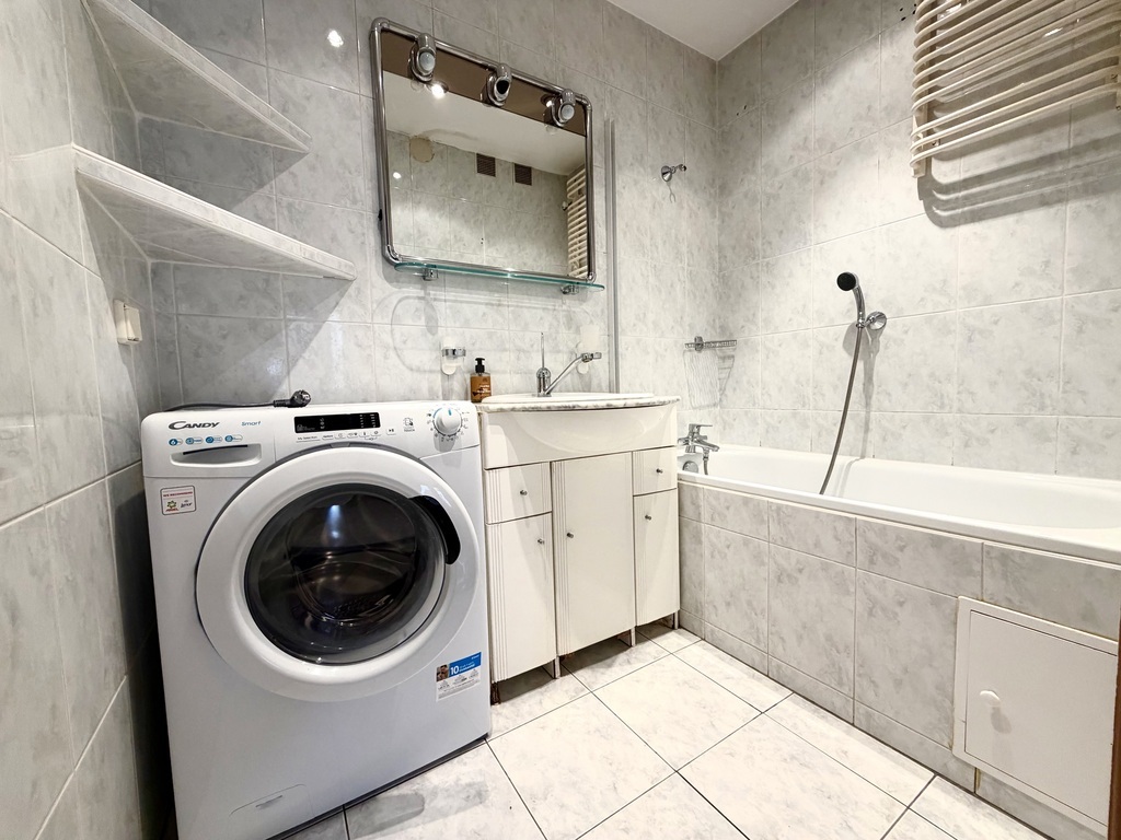 Spółdzielcze Własnościowe/2 pok. 42m2/ Ul. Szafera (9)
