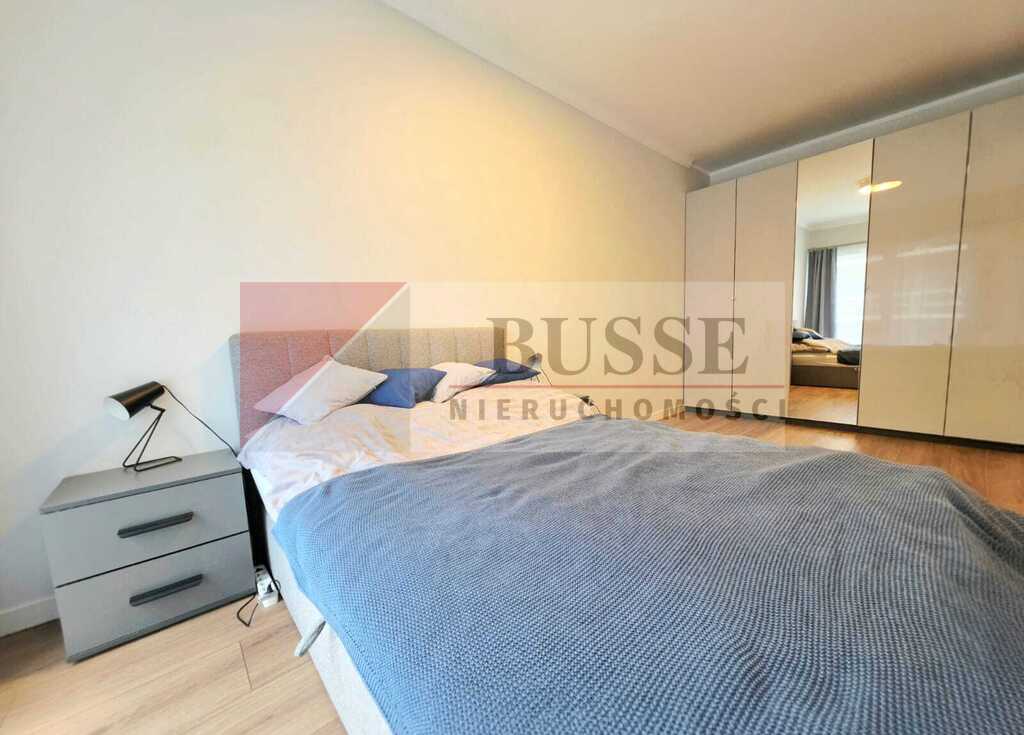 2 pokojowy apartament przy Bulwarach - stan idealny! (8)