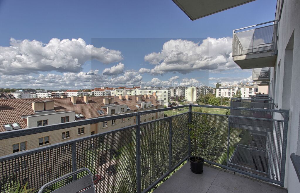 Duża kawalerka z balkonem w Centrum (16)
