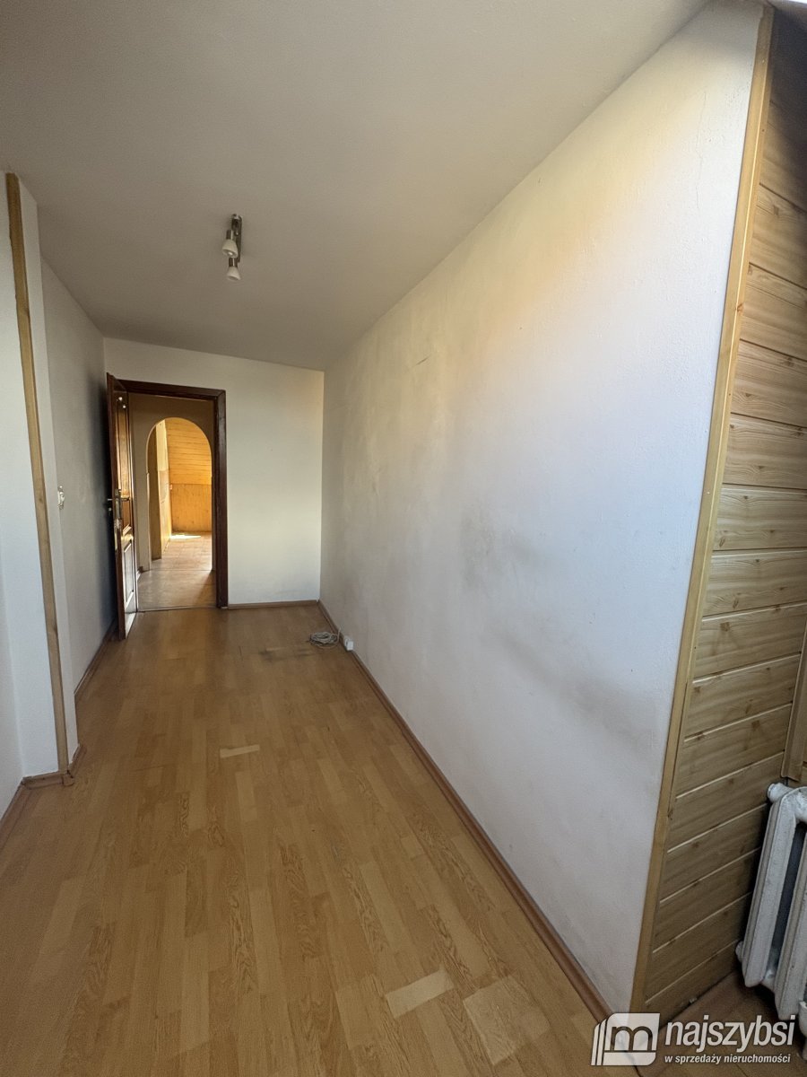 Sławno 2 pokoje 42,27 m2 mieszkanie do remontu
 (2)