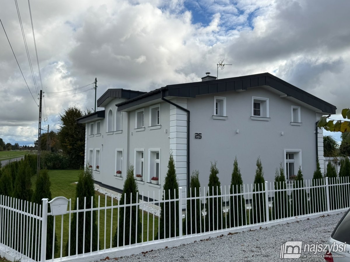 KUKINIA-KLIMATYCZNY DOM Z DUSZĄ BLISKO MORZA (8)