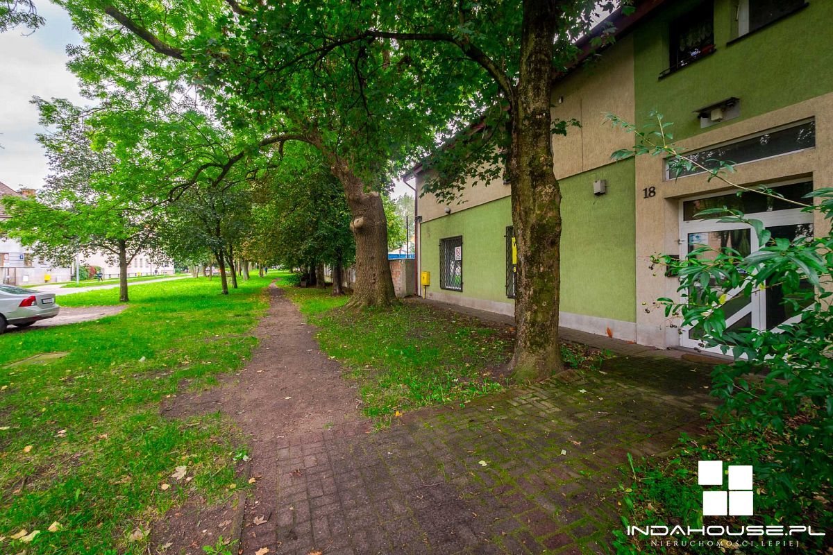 Dwa pomieszczenia do wynajęcia na parterze (10)