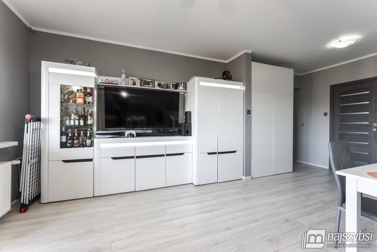 Goleniów-mieszkanie 3 pok. 53m2,centrum z balkonem (4)