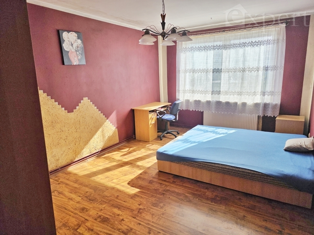 Barzkowice 4 pokoje z balkonem, garaż (14)