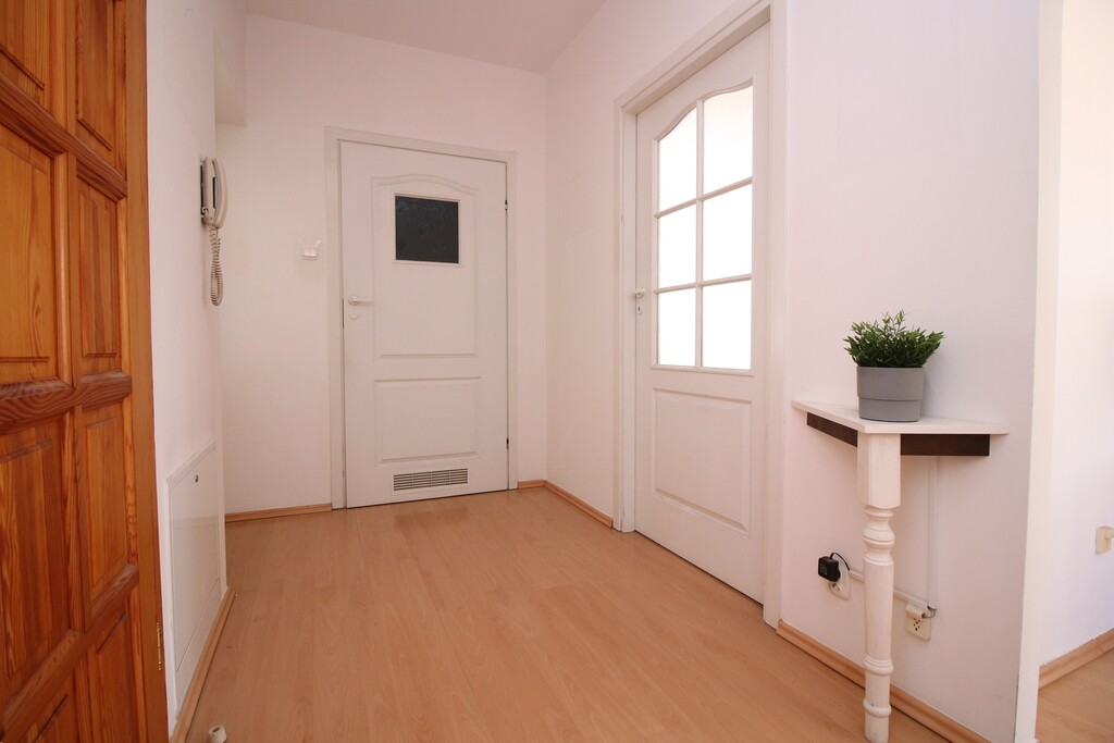 Mieszkanie w centrum | 4 pokoje | klimatyzacja | garaż (12)