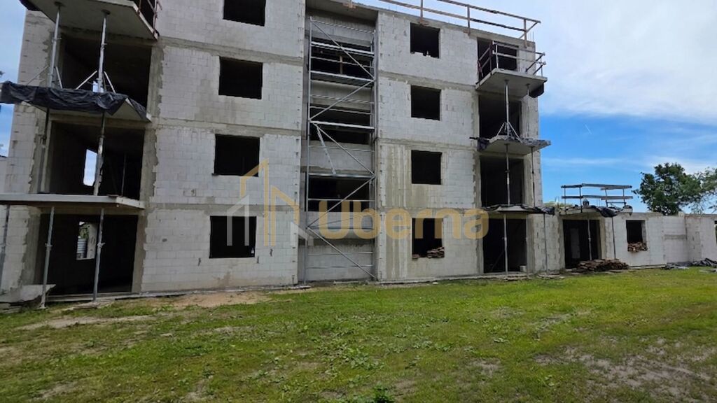 2 działki z PNB dwóch 4-kond. wielorodz. budynków (4)