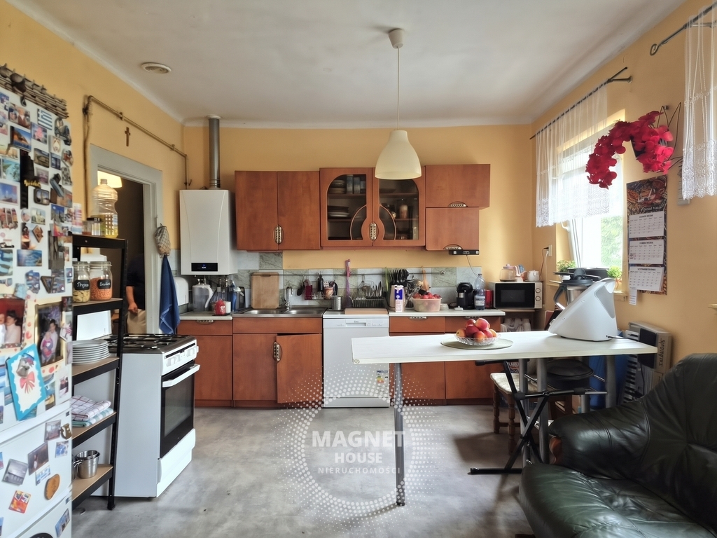 4 pokoje  nowe instalacje  rozwinięta okolica (11)
