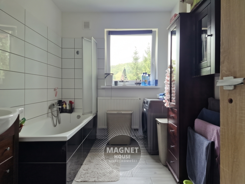 4 pokoje  nowe instalacje  rozwinięta okolica (14)