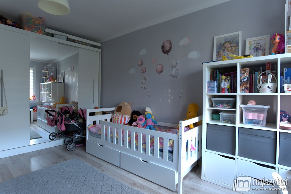 Nowogard- mieszkanie na parterze, 3 pokoje, balkon (16)