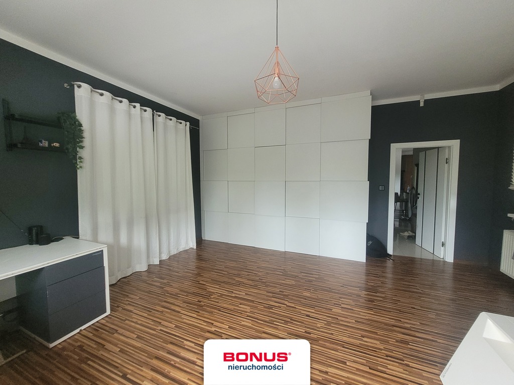 Dom 250 m2 z garażem i działką inwestycyjną 2,36 h (10)