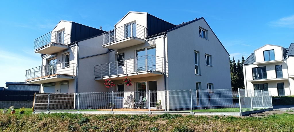 Bezczynsz., jasne, 2 m. postoj., 2 poziomy, ogród (20)