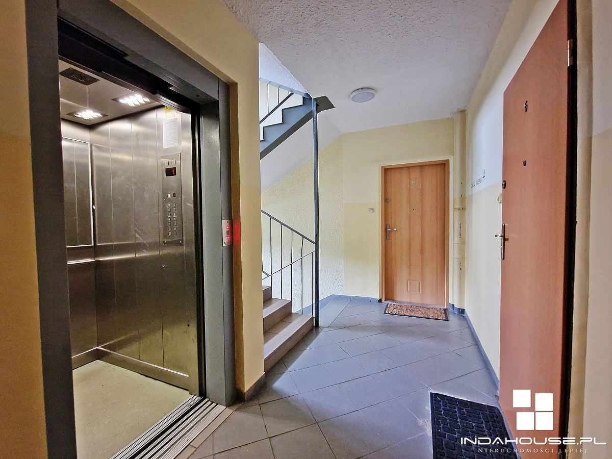 2 pokojowe, I p. Loggia, Spółdzielcze własnościowe (11)