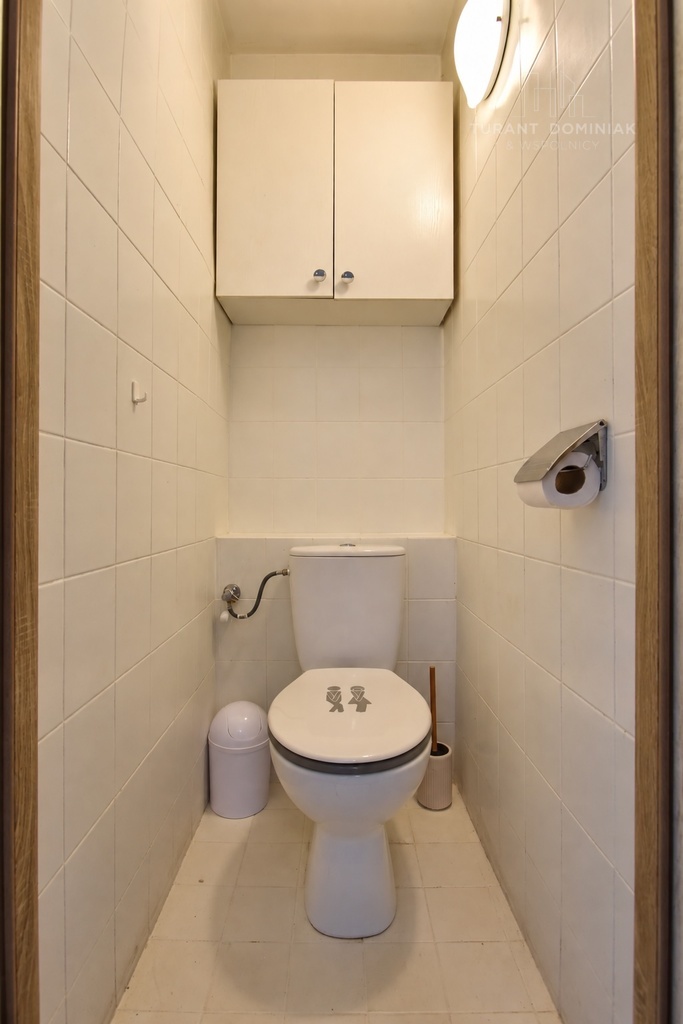 Czteropokojowe mieszkanie z balkonem (12)