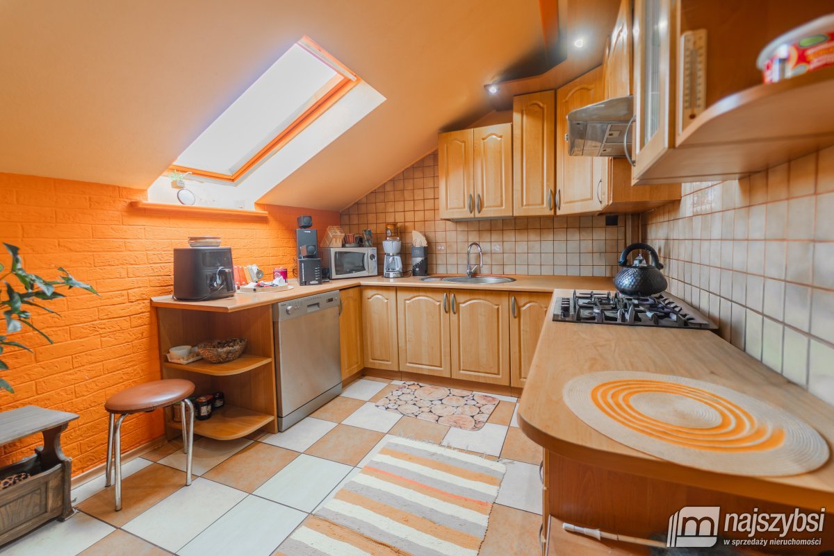 Lipiany - mieszkanie -3 pokoje z murowanym garażem (14)