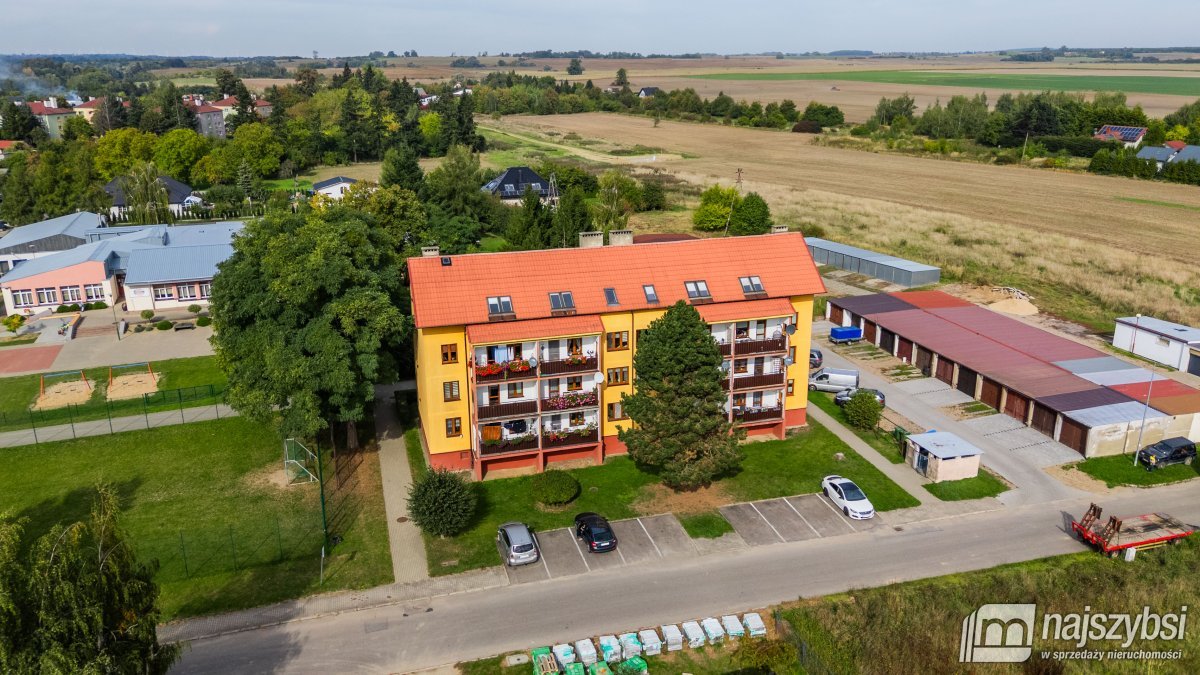 Lipiany - mieszkanie -3 pokoje z murowanym garażem (2)
