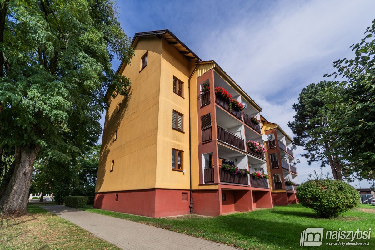 Lipiany - mieszkanie -3 pokoje z murowanym garażem (22)