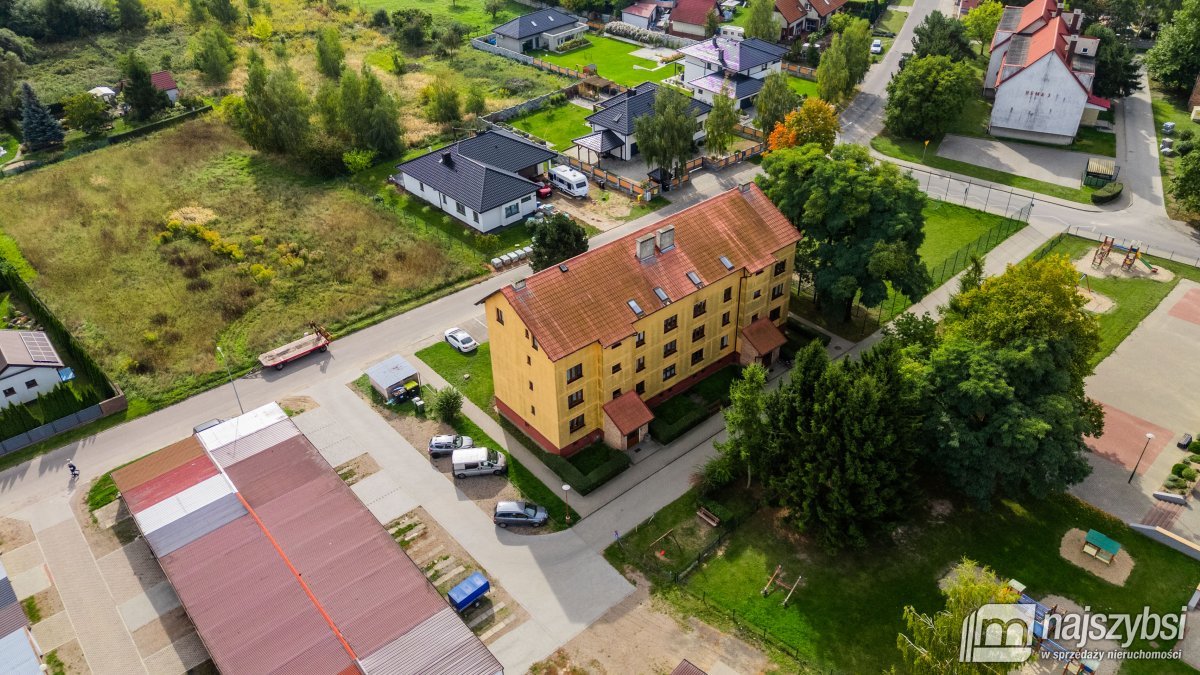 Lipiany - mieszkanie -3 pokoje z murowanym garażem (3)