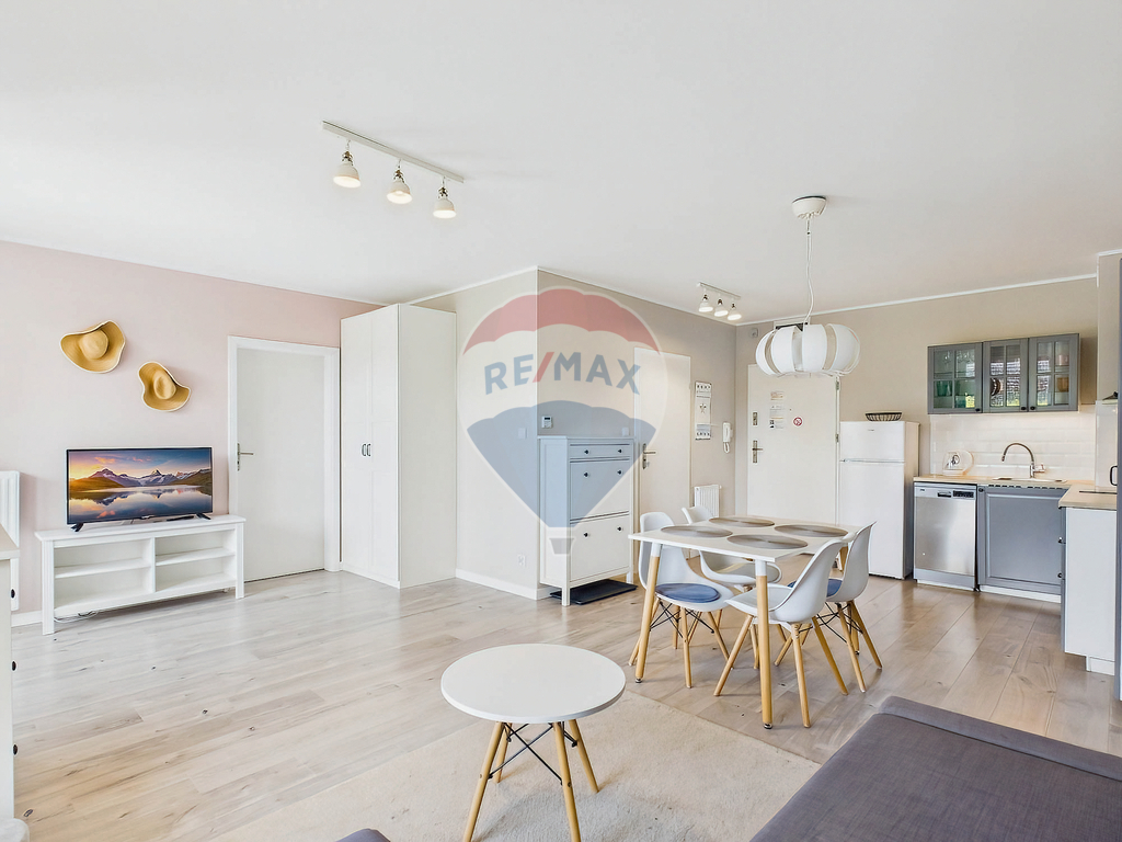 Apartament nad Bałtykiem | 48 m2 + balkon | Basen | 800 m od plaży (2)