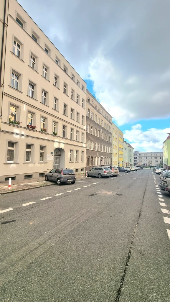 Po generalnym remoncie, c.o. miejsk., klimatyzacja (22)