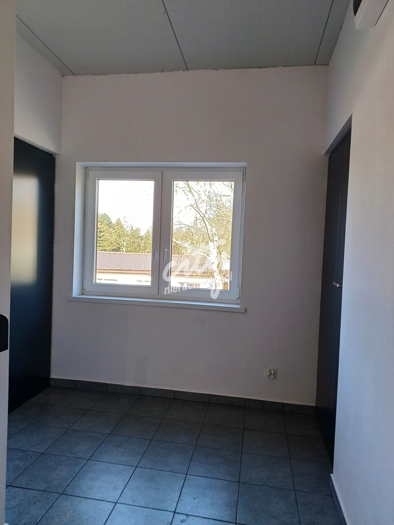 Lokal biurowy na wynajem Dąbie- 98 m2 (4)