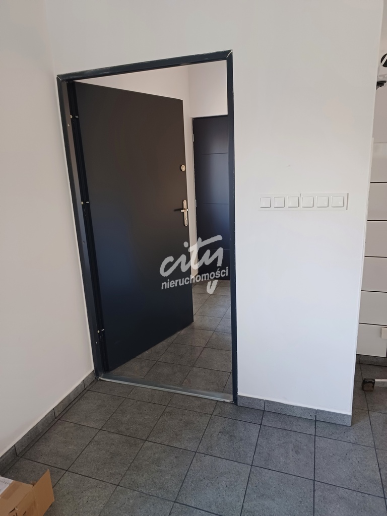 Lokal biurowy na wynajem Dąbie- 98 m2 (6)