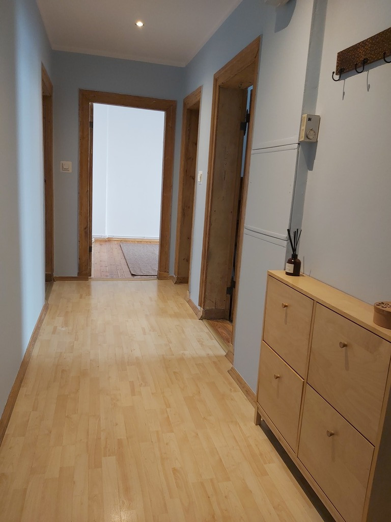 Przestronne 2pokojowe mieszkanie Ipiętro (9)