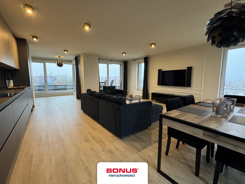 Przestronny  apartament 157,23m2 z dużym tarasem. (4)