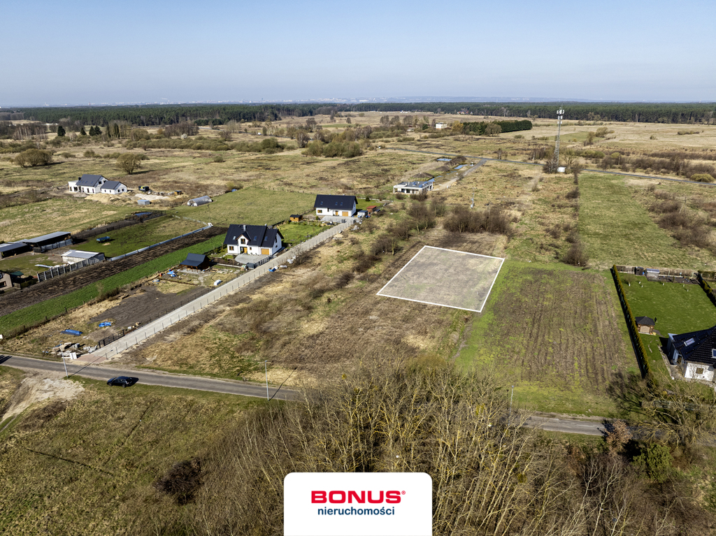 Na sprzedaż działka budowlana 1357 m2 z warunkami (8)