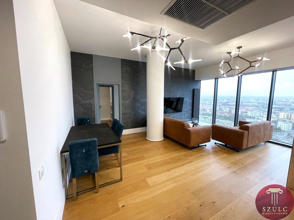 Na wynajem luksusowy apartament w centrum. (2)
