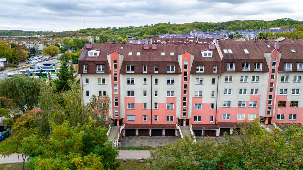 Przestronne 2 pokoje w sercu os. Bukowego (15)