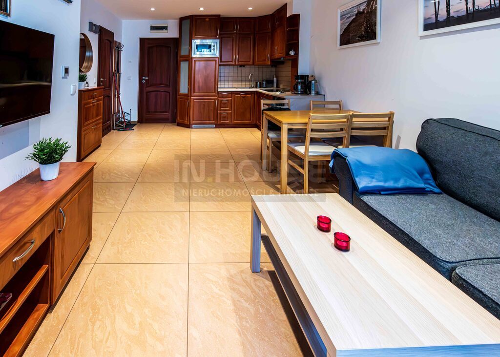 Apartamet w lesie sosnowym - 100 m od plazy (3)