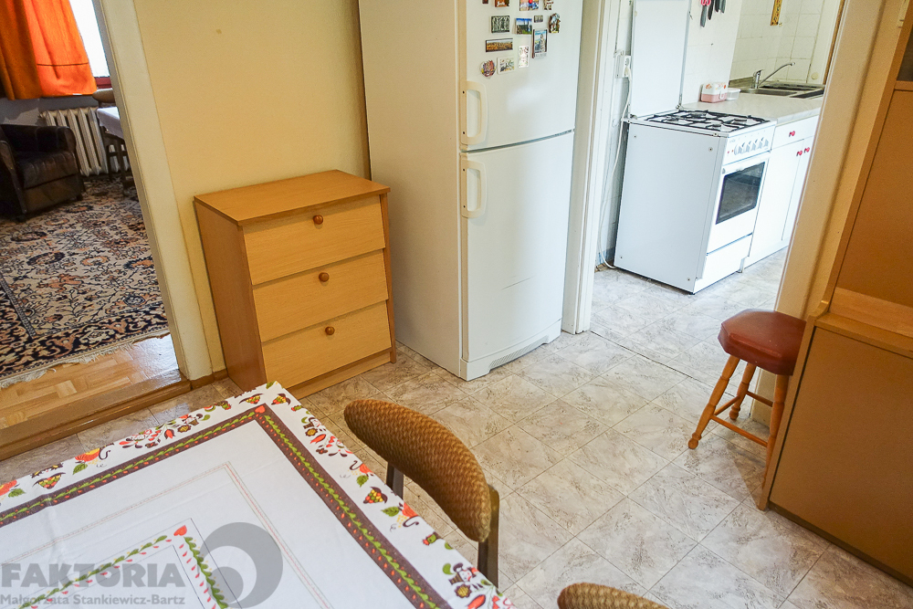 Parter domu, ogród, garaż, piwnica 690.000 zł (15)