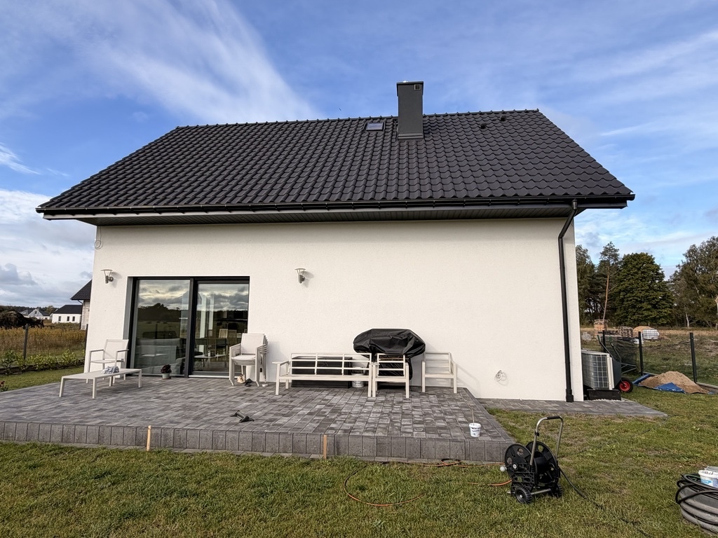 Nowy dom z garażem | 650 m2 działki | Niedźwiedź (3)