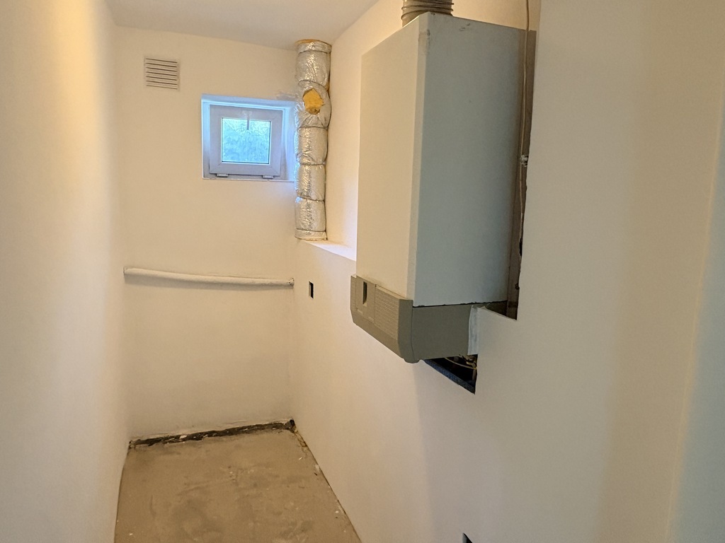 Parter domu 60m2, 3 pokoje, piękny widok na wodę i winnicę, ogród (14)